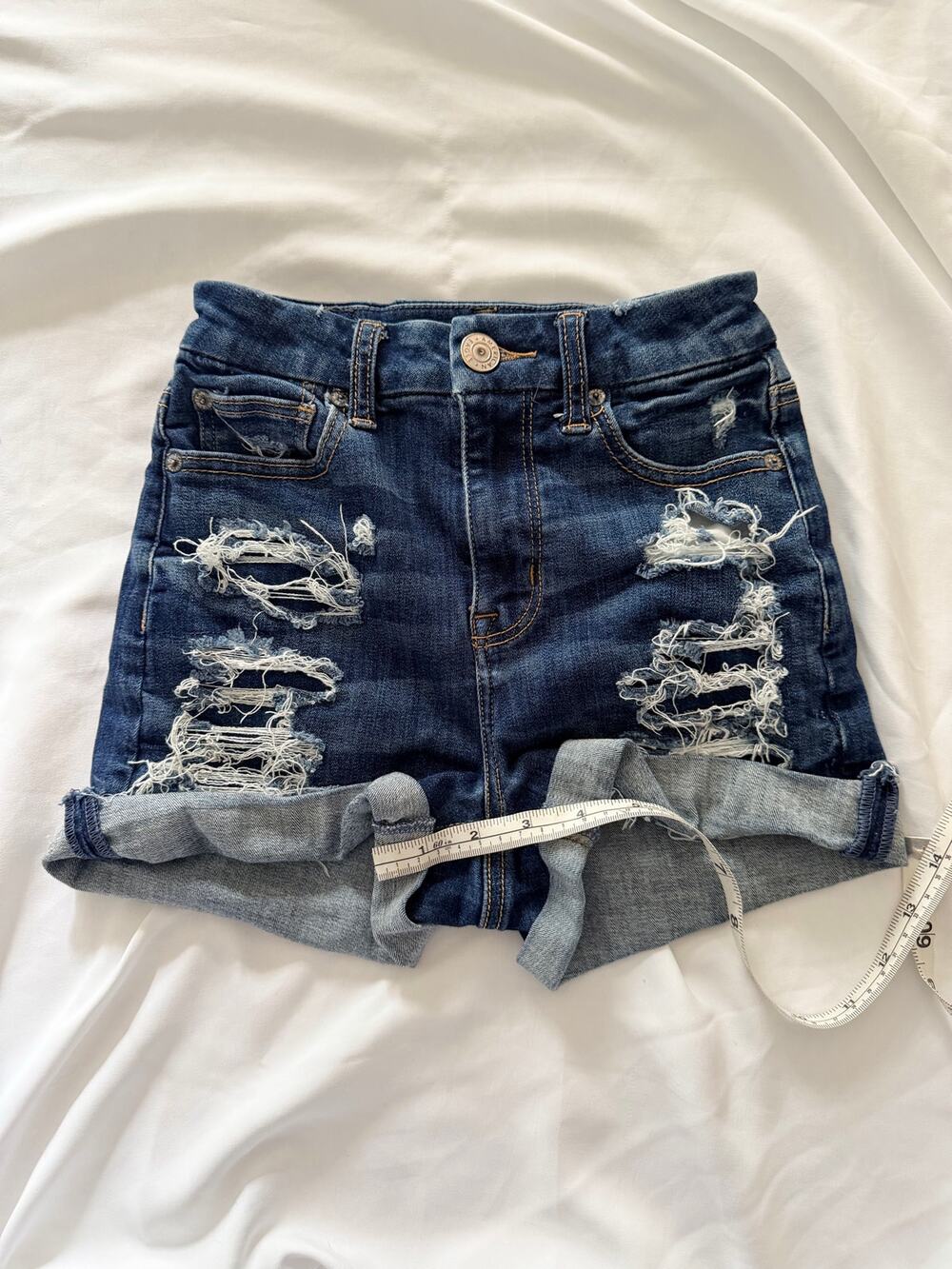American Eagle hi-rise shorties 000